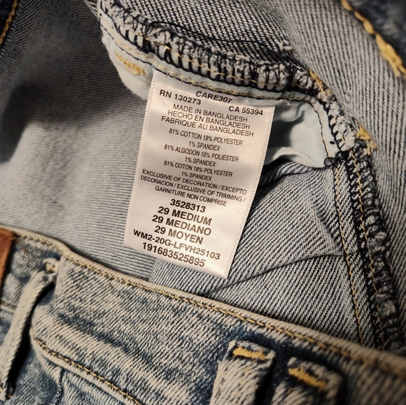 💙NWT Lee Modern Vintage High Rise No Stretch, Pleated Mom Jean, Acid Wash, 29 - Picture 11 of 15